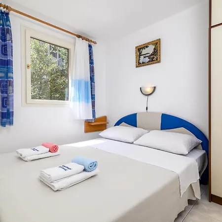 With Parking Space Kavran, Marcana - 14109 Apartament Kavran